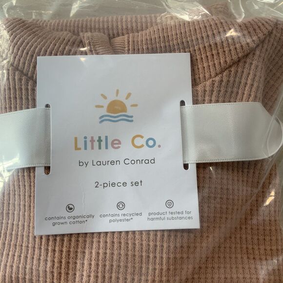 NWT!! 2 Piece Thermal Pant and Hoodie Set in Mauve in Newborn By Little Co. - Picture 5 of 6